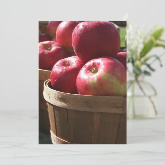 Verse appels in mandje Dinner Party Uitnodiging (Staand voorkant)