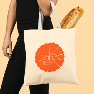 Verse bakkerszak met sinaardappelschijf logo bakke tote bag