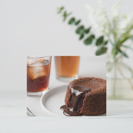 Verse bakte chocolade lava cake briefkaart (Staand voorkant)
