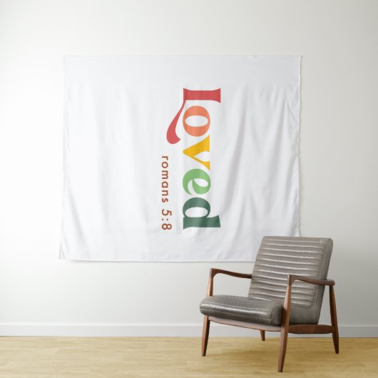 Verse bijbelversie van de liefhebber Roman 5:8 Wandkleed (In Situ (horizontaal))