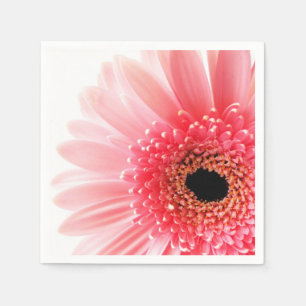 Verse foto van roze Gerbera-margriet Servet
