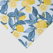 Verse gele citroenboomgaard op blauwe achtergrond tissuepapier (Detail)