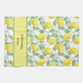 Verse gele luiers en groene bladeren theedoek (Horizontaal)