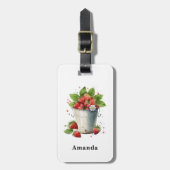 Verse geplukte aardbeien in een emmer bagagelabel (Voorkant verticaal)