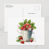 Verse geplukte aardbeien in een emmer briefkaart (Voorkant / Achterkant)