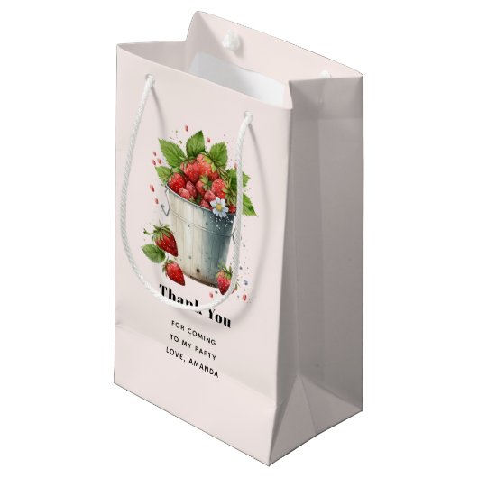 Verse geplukte aardbeien in een emmer Dank u Klein Cadeauzakje (Voorkant Gekanteld)