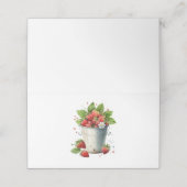 Verse geplukte aardbeien in een emmer plaatskaartje (Buitenkant ongevouwen)