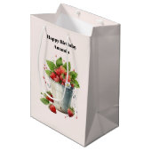 Verse geplukte aardbeien in een emmer Verjaardag Medium Cadeauzakje (Voorkant Gekanteld)