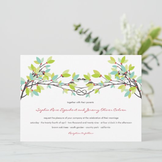 Verse groene geknoopte liefdesbomen lente bruiloft kaart (Staand voorkant)