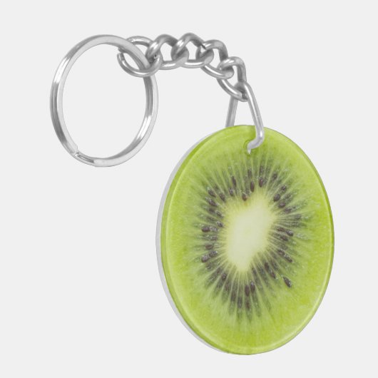 Verse kiwi's. Ronde segmentafsluiting geïsoleerd Sleutelhanger (Voorkant Links)
