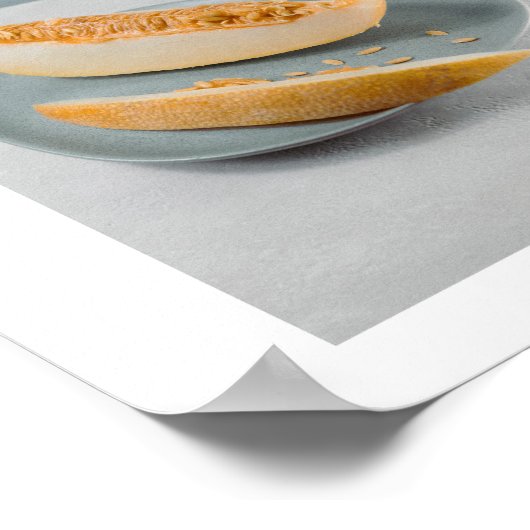 Verse meloenplak op bord - Minimalistische voedsel Poster (Hoek)