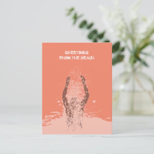 Verse monochrome grunge man watersproeier QR-code Briefkaart (Staand voorkant)