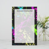 Verse retro Neon Paint Splatter op zwart Briefpapier (Staand voorkant)