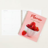 Verse rode aardbeien op roze foto aangepaste naam planner (Display)