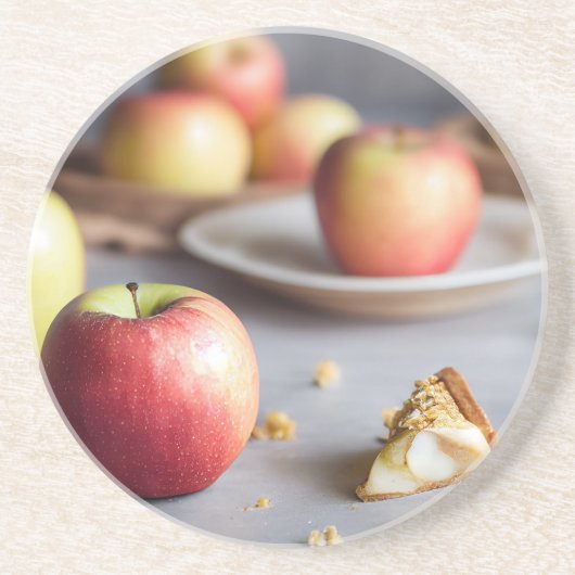 Verse rode appels op tafel, pasteitkruiden zandsteen onderzetter (Voorkant)
