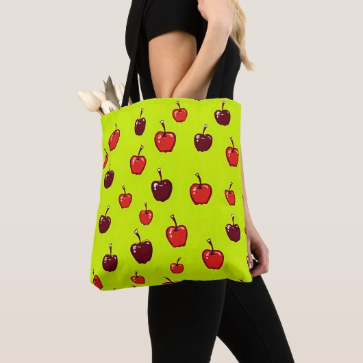 Verse Rode Apple Boodschaptas met Groene Achtergro Tote Bag (Dichtbij)