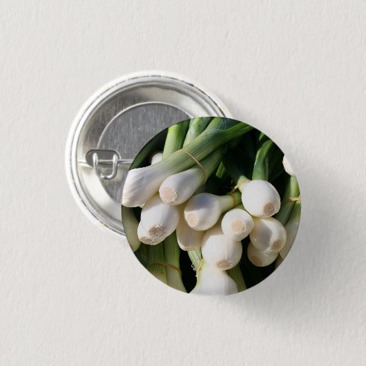 Verse, schone, bolle groene uien ronde button 3,2 cm (Voorkant /achterkant)