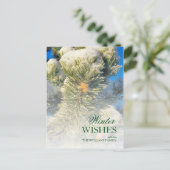 Verse sneeuw op dennennaalden briefkaart (Staand voorkant)