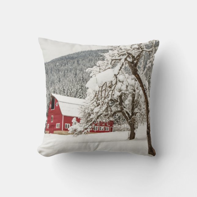 Verse sneeuw op rode schuur kussen (Voorkant)