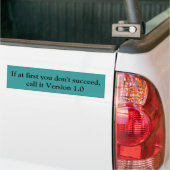 Versie 1.0 Bumpersticker (Op Truck)