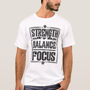 Versierde STRENGTH BALANCE FOCUS typografie T-shir T-shirt