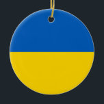 Versiering met vlag van Oekraïne Keramisch Ornament<br><div class="desc">Elegant sieraad met vlag van Oekraïne. Dit product is aanpasbaar.</div>