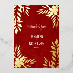 Versieringen van legante bloemen en bladeren voor  folie uitnodiging