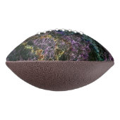 Versleten, vernietigde of bevestigde donkerkleurig american football (Gedraaid 90)