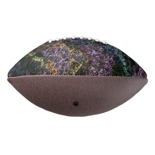 Versleten, vernietigde of bevestigde donkerkleurig american football (Gedraaid 270)