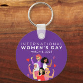 Versnelde actie Internationale Vrouwendag 2025 Sleutelhanger (Voorkant)