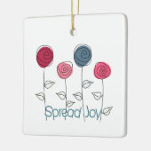 Verspreid Joy Roze Blauwe Bloemen Keramisch Ornament (Links)