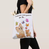 “Verspreid overal waar je gaat liefde” Tote Bag (Dichtbij)