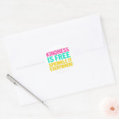Verspreid Vriendelijkheid: Inspirerende Spreuk Ronde Sticker (Envelop)