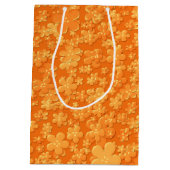 Verspreide bloemen, lichte Oranje-GIFT BAG M Medium Cadeauzakje (Achterkant)