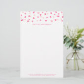 Verspreide roze harten Confetti Briefpapier (Staand voorkant)