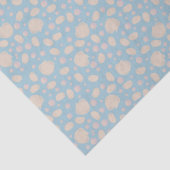 Verspreide zeeschelpen en parels tissuepapier (Detail)