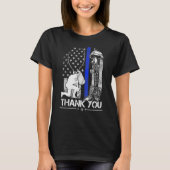 Verstoorde Memorial Day Flag Militaire Boots Dog T T-shirt (Voorkant)