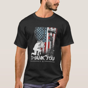 Verstoorde Memorial Day Flag Militaire Boots Dog T T-shirt