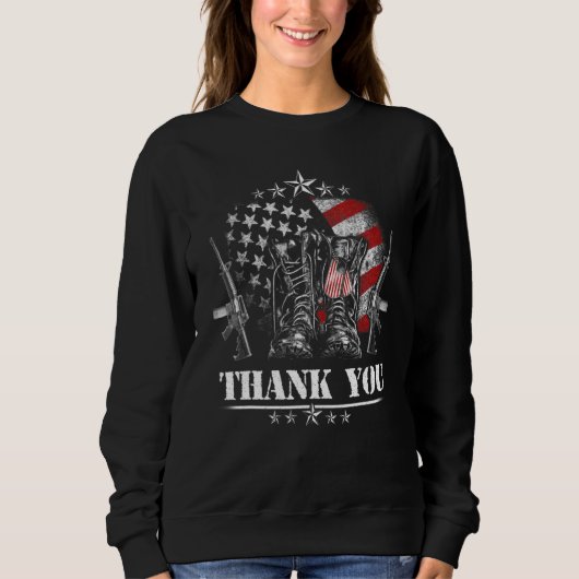 Verstoorde Memorial Day Flag Militaire Boots Dog T Trui (Voorkant)