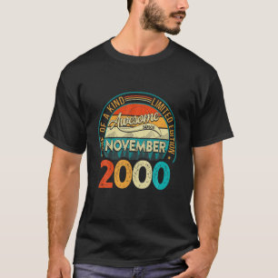 Verstoorde Vintage Geweldige sinds november 2000 2 T-shirt