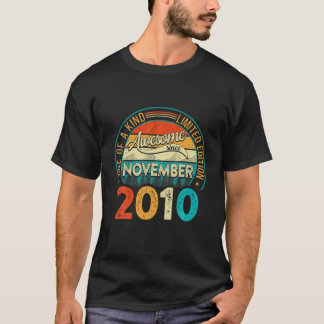 Verstoorde Vintage Geweldige sinds november 2010 1 T-shirt