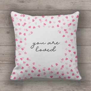 Verstrooide Roze Harten Confetti Je wordt Liefgeha Kussen