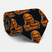 Verstuur Trump naar Uranus. Stropdas (Opgerold)