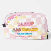 Versuft en Betrokken Bachelorette Party 70s Thema Toilettasje (Voorkant)