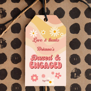 Versuft en betrokken groovy retro bachelorette gun cadeaulabel