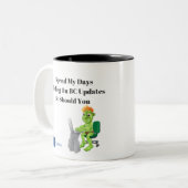 Vertel hen hoe je je dag doorbrengt tweekleurige koffiemok (Voorkant links)