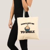 "Vertel me niet om te glimlachen" Midden-Vingerfem Tote Bag (Voorkant (product))