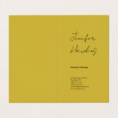 Verticaal gouden kleurenhandschrift visitekaartje (Buitenkant ongevouwen)