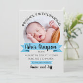 Verticaal met trots introduceren geboorte aankondi aankondiging (Staand voorkant)