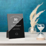 Vertical Employee years of service Recognition Fotoplaat<br><div class="desc">Show uw medewerkers hoeveel waarde u hecht aan hun toewijding en loyaliteit met onze Custom Employee Years of Service Recognition Logo Acrylic Award. Dit elegante acrylblok in trofeestijl dient als een tijdloos symbool van waardering en stelt u in staat om het te personaliseren met de naam van de werknemer, jaren...</div>